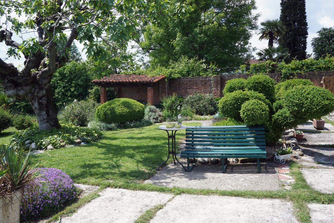 Camino B&B Il Casale Di Andrea & Simona מראה חיצוני תמונה